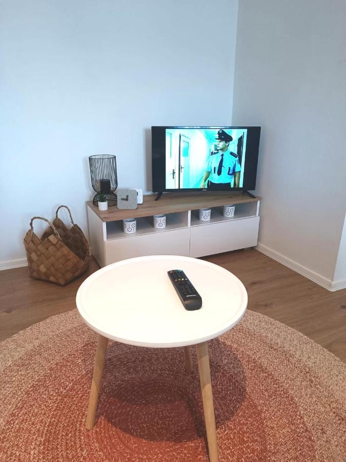 Zoo Karlovarska Apartment Plzen Bagian luar foto